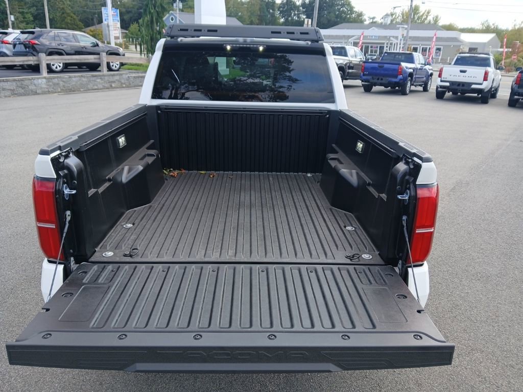 New 2025 Toyota Tacoma SR5 image 9