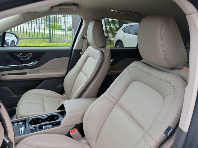 Certified 2024 Lincoln Corsair FWD image 11