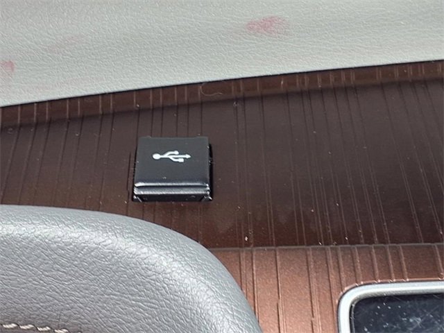 Used 2023 Toyota Sienna LE image 28