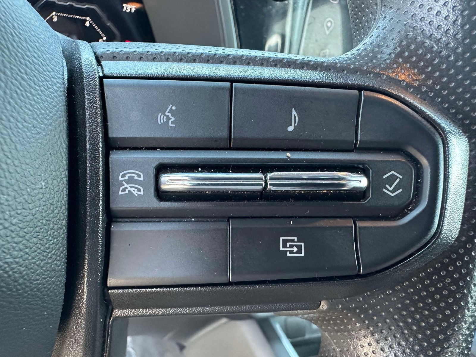 Used 2024 Chevrolet Colorado Trail Boss w/ Technology Package image 18