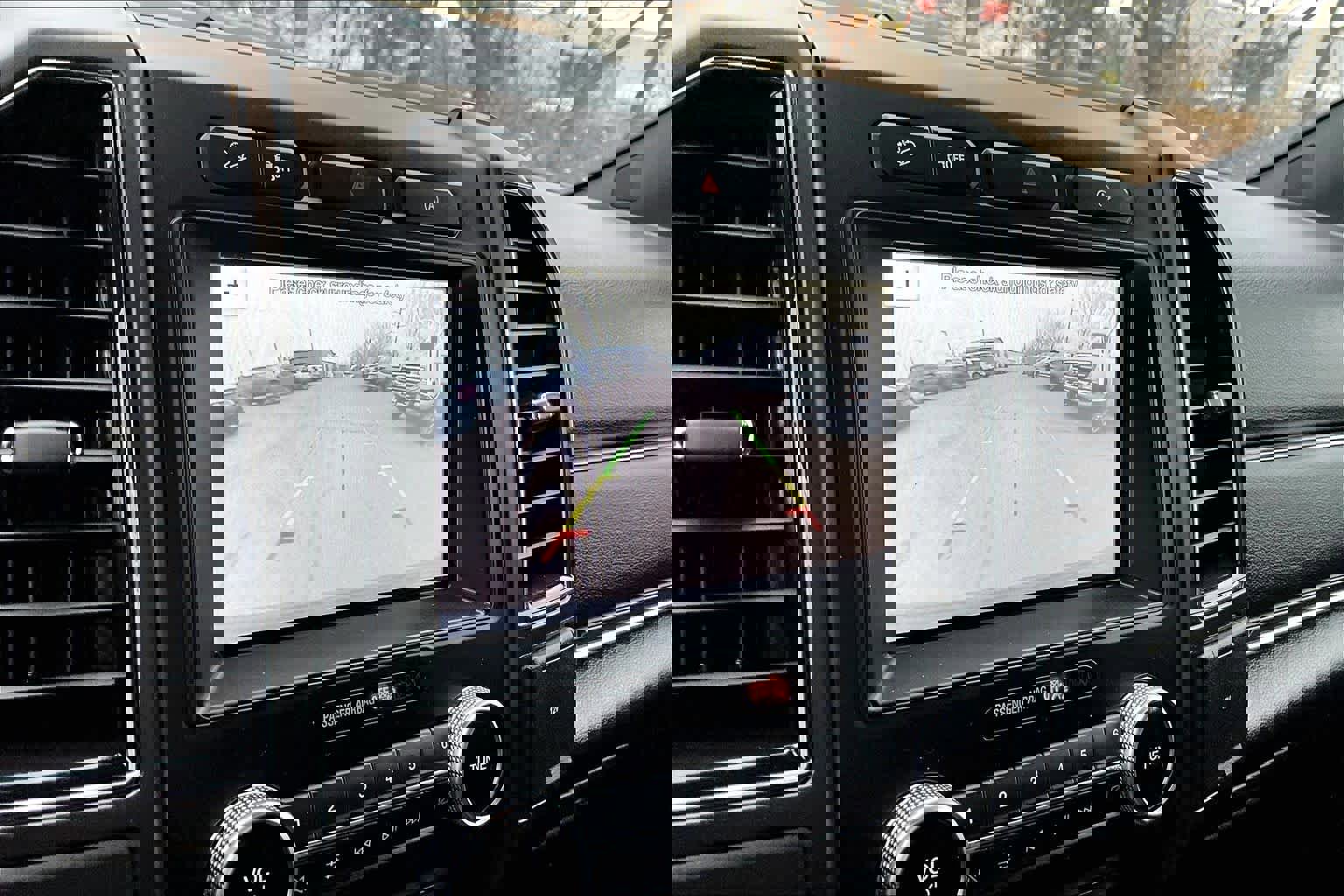 Used 2018 Ford Expedition Limited image 26