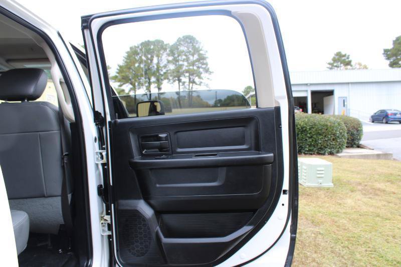 Used 2018 RAM 2500 Tradesman AWD/4WD image 19
