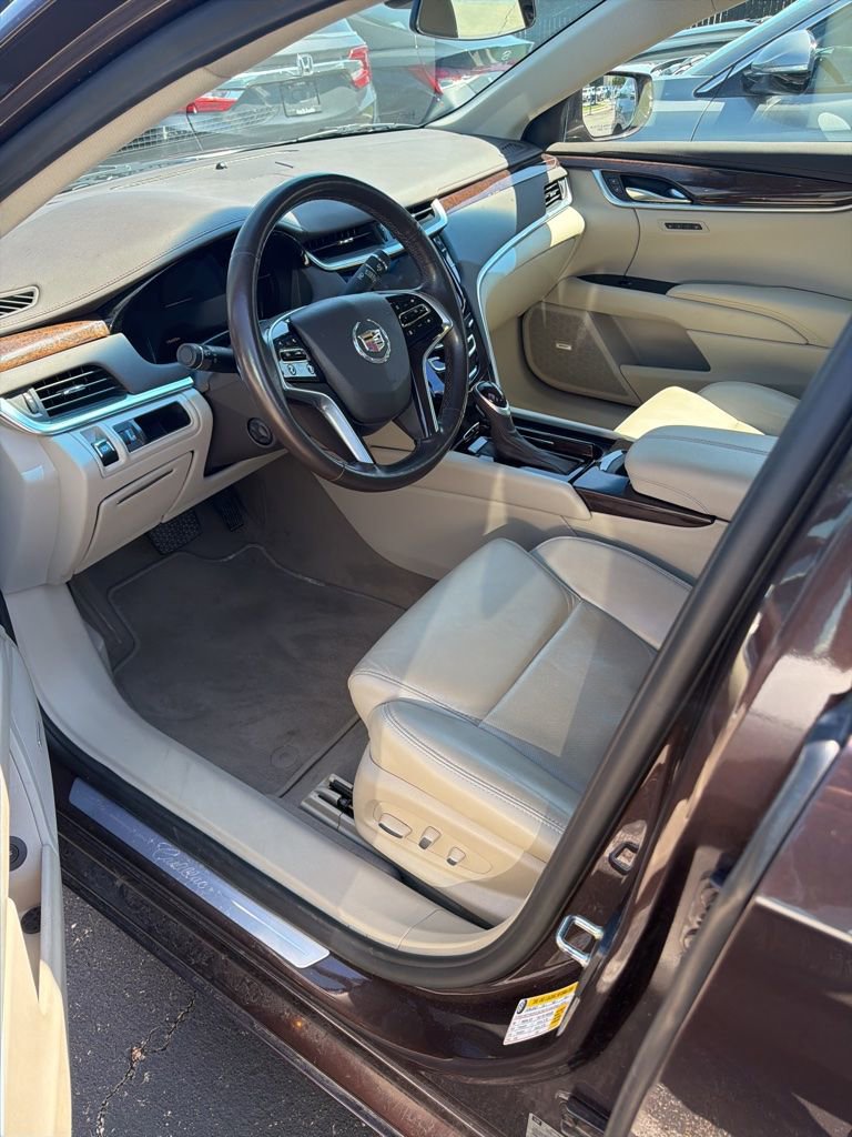 Used 2015 Cadillac XTS Luxury w/ Driver Awareness Package AWD/4WD image 10