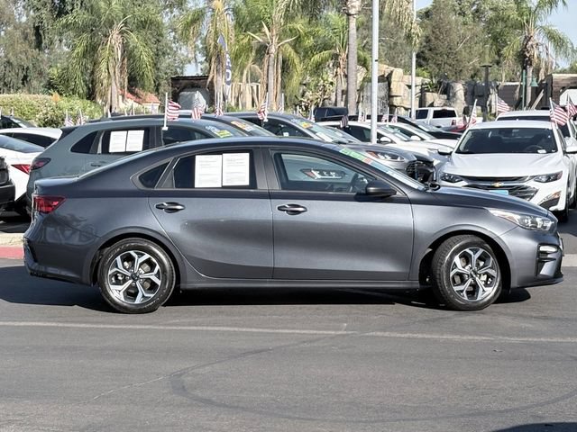 Used 2021 Kia Forte LXS FWD image 4