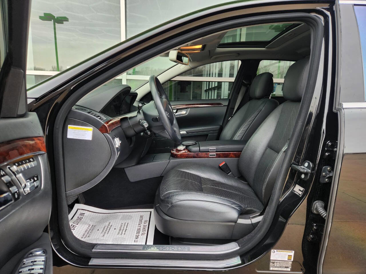 Used 2007 Mercedes-Benz S 550 image 10