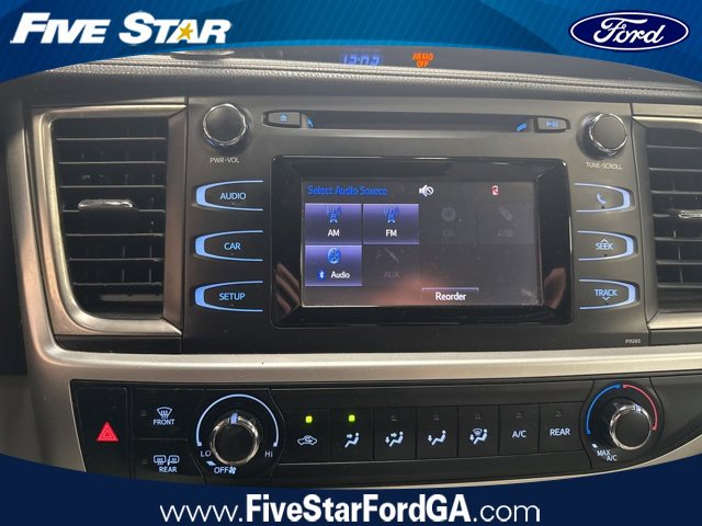 Used 2016 Toyota Highlander LE image 7