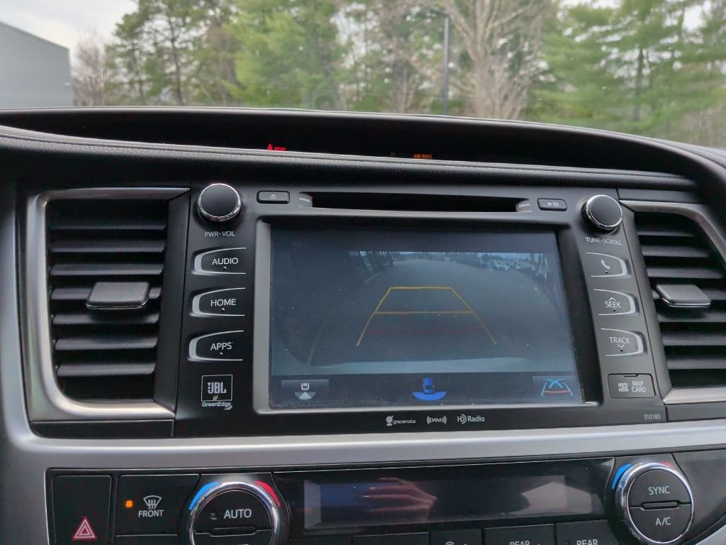 Used 2017 Toyota Highlander Limited Platinum AWD/4WD image 20