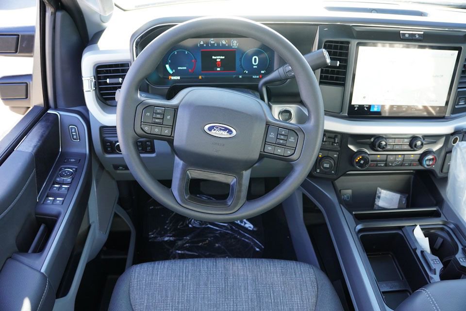 New 2026 Ford F250 XLT w/ XLT Premium Package AWD/4WD image 12