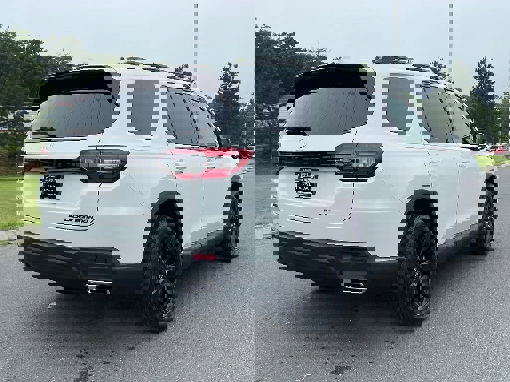 New 2025 Honda Pilot Black Edition image 3