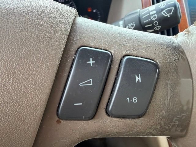 Used 2007 Cadillac STS V8 w/ Preferred Equipment Group RWD image 33