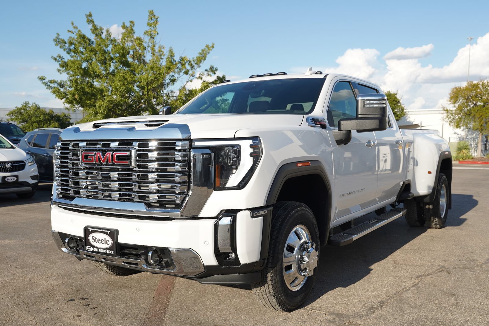 New 2026 GMC Sierra 3500 Denali w/ Denali Reserve Package