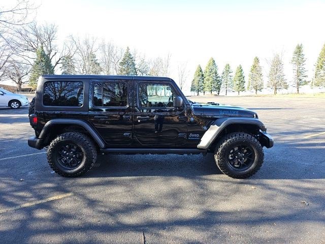 Used 2024 Jeep Wrangler Willys image 7