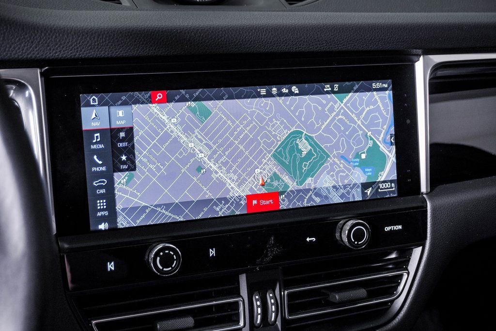 Certified 2025 Porsche Macan image 22