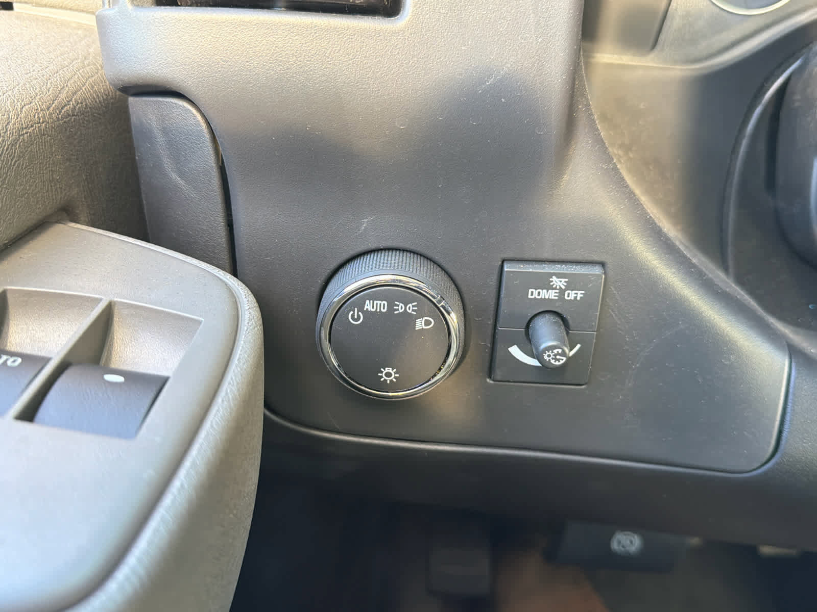 New 2024 Chevrolet Express 3500 w/ Power Convenience Package RWD image 22