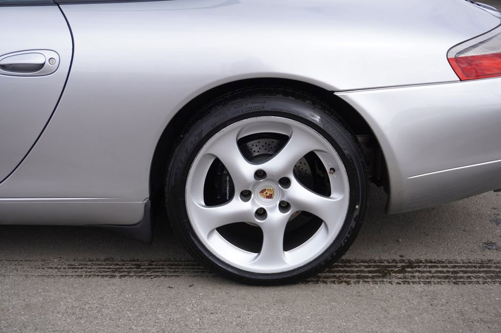 Used 2001 Porsche 911 Carrera RWD image 11