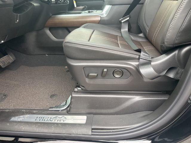 New 2026 Chevrolet Silverado 3500 High Country w/ Technology Package image 17