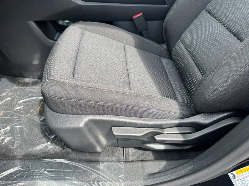 New 2027 Chevrolet Equinox LT FWD image 8
