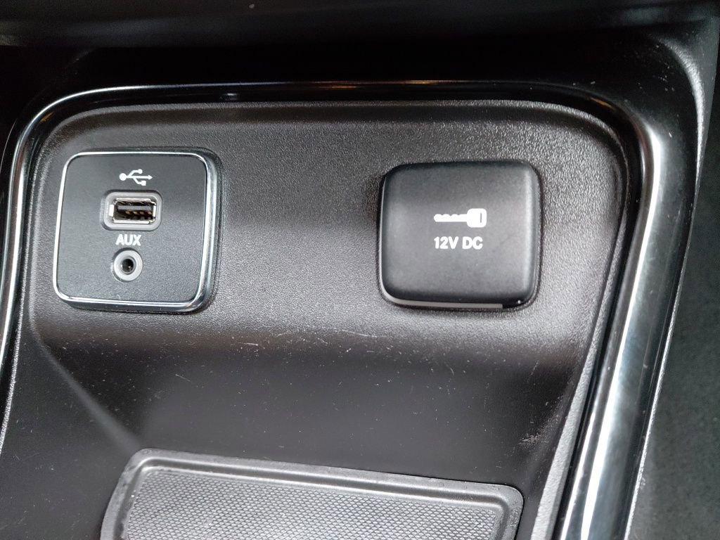 Used 2018 Jeep Compass Limited w/ Navigation Group image 39