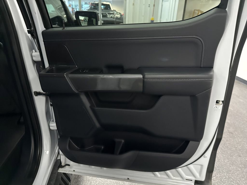 Used 2022 Ford F150 XLT w/ Equipment Group 302A High image 36