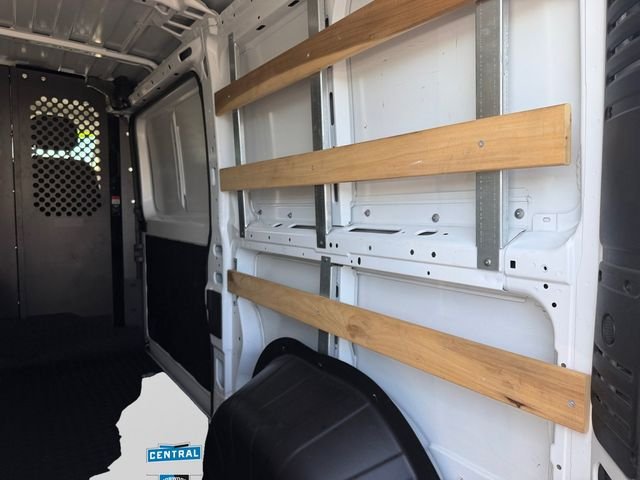 Used 2025 RAM ProMaster 2500 w/ U-Haul Equipment Group FWD image 13