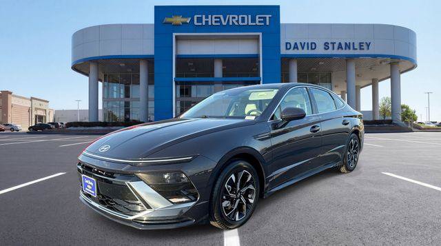 Used 2024 Hyundai Sonata SEL FWD image 1