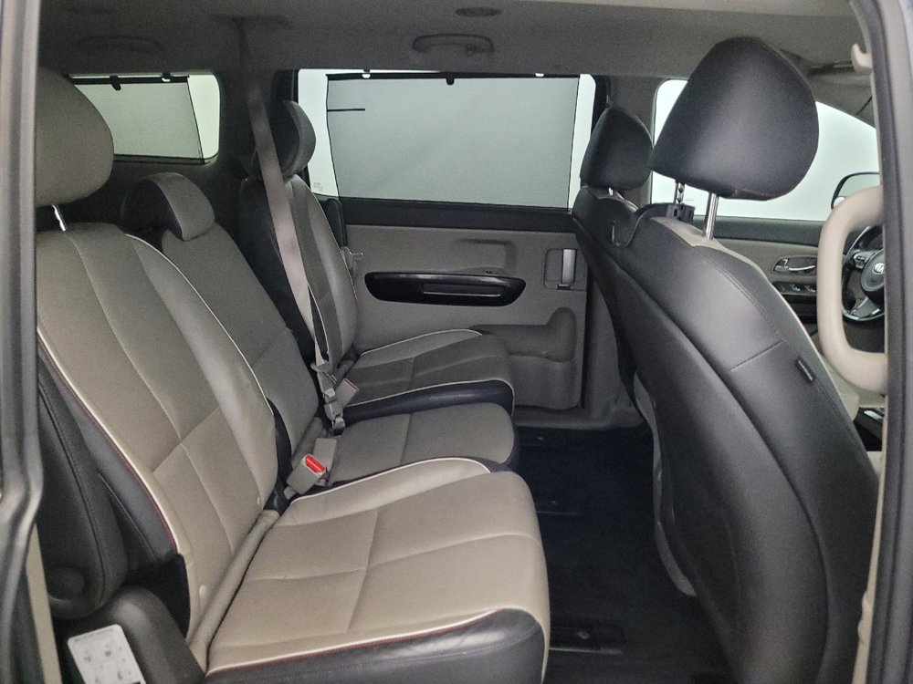 Used 2015 Kia Sedona EX FWD image 19