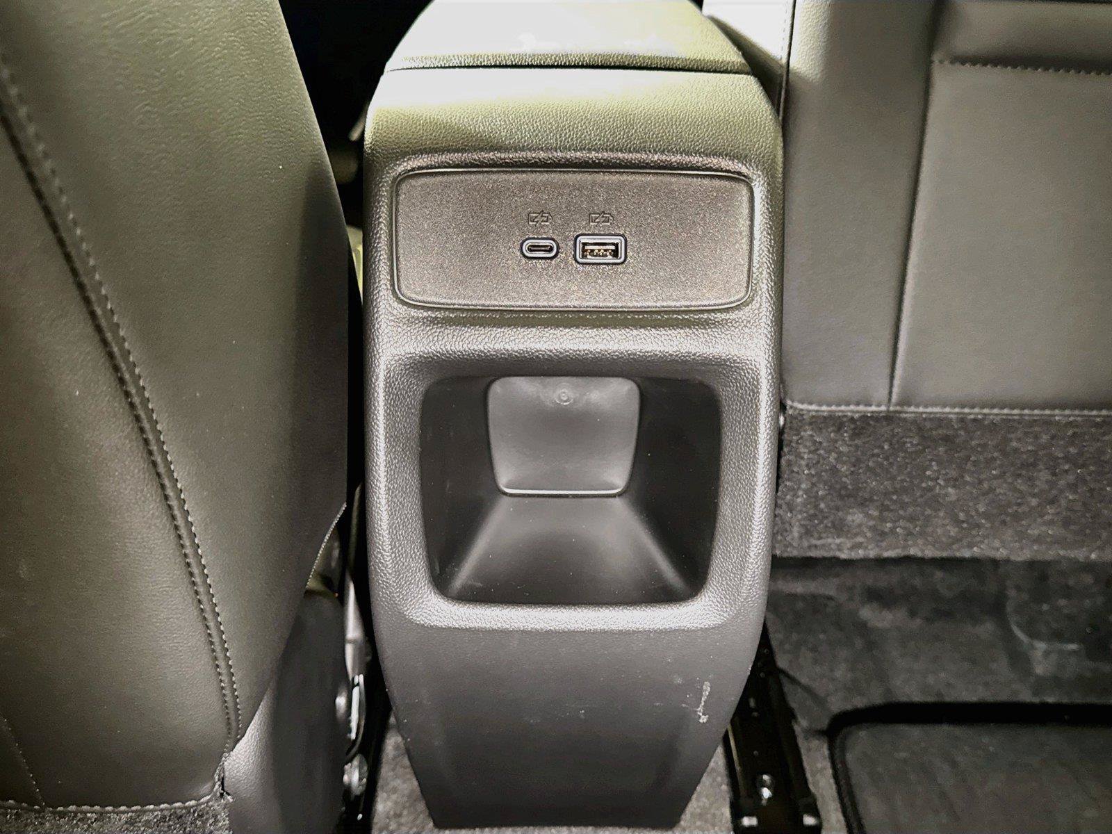Used 2025 Chevrolet Trax ACTIV w/ Sunroof Package FWD image 23