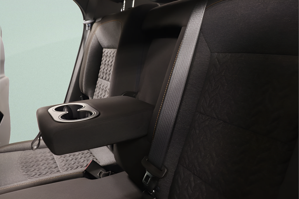 Used 2024 Chevrolet Equinox LT w/ LPO, Floor Liner Package FWD image 25