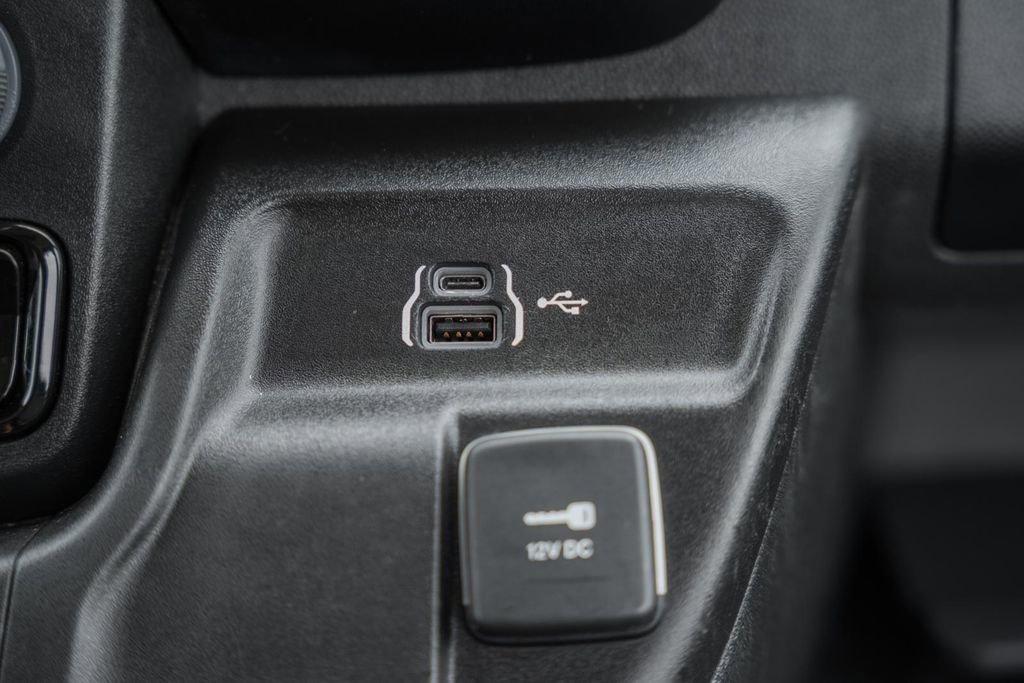 Used 2023 RAM ProMaster 2500 image 21