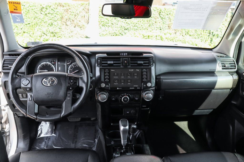 Used 2022 Toyota 4Runner TRD Off-Road Premium image 28