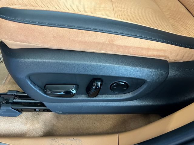 Used 2024 Lexus RZ 450e Premium AWD/4WD image 38