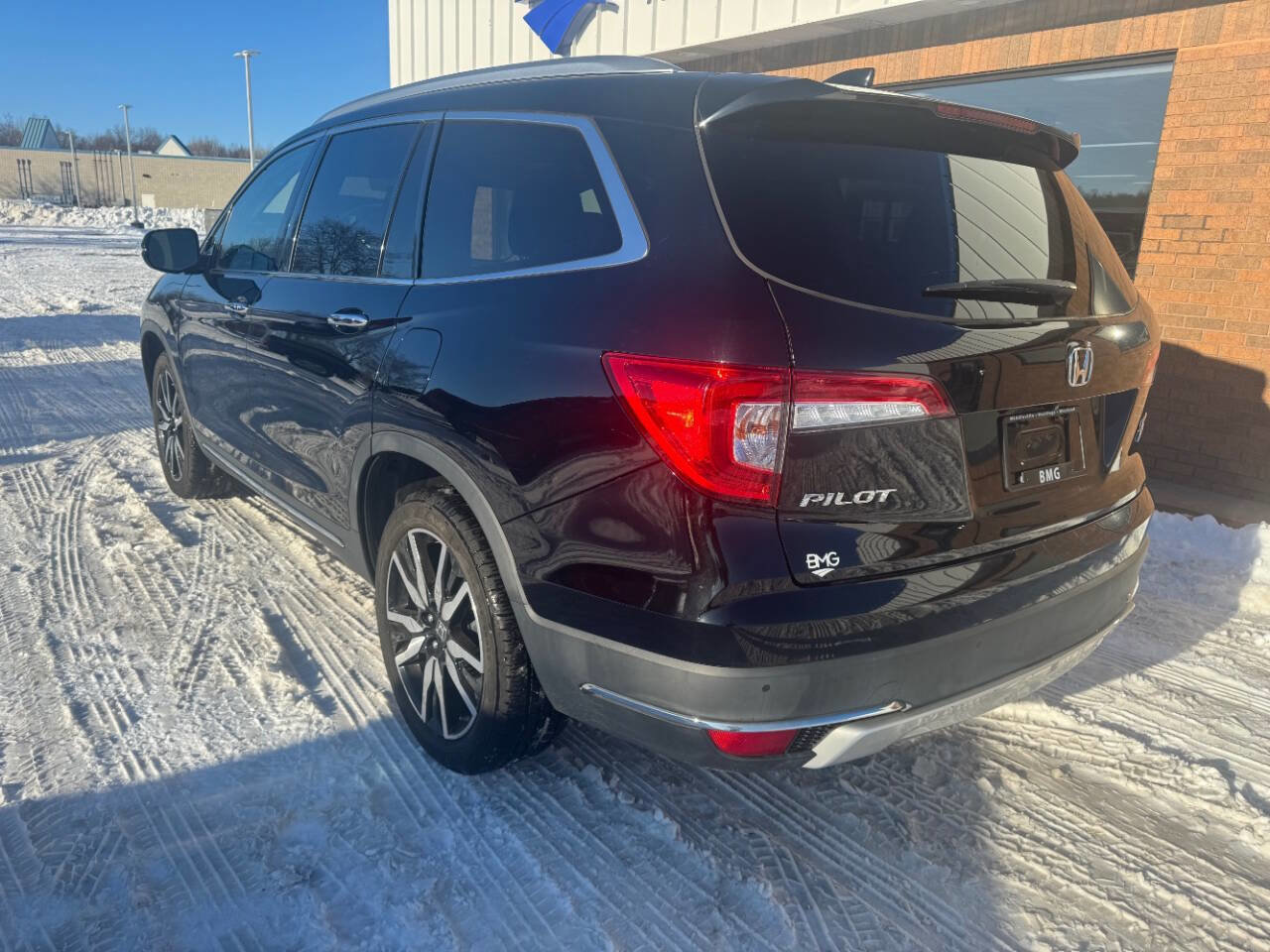 Used 2020 Honda Pilot Touring image 4