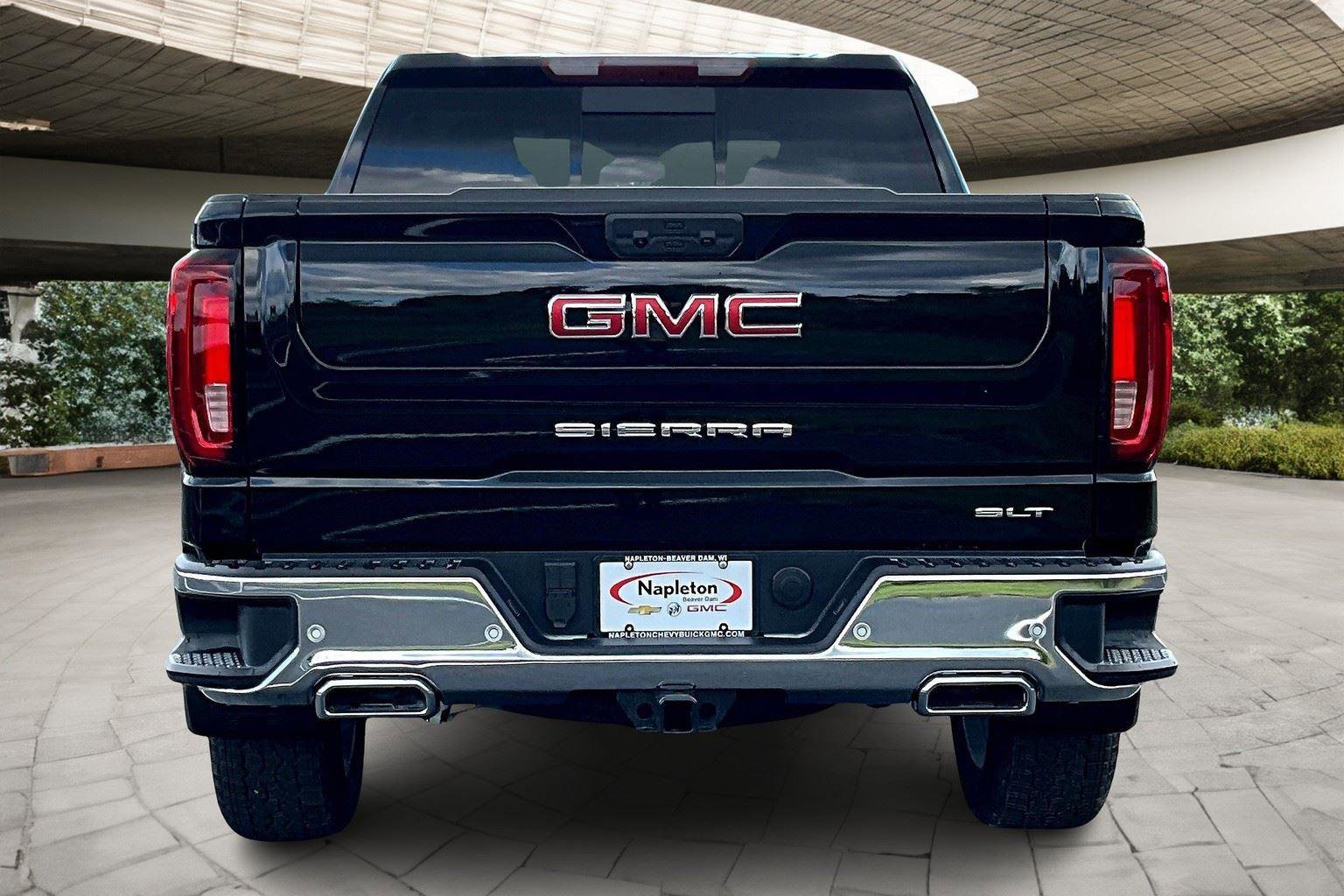 New 2026 GMC Sierra 1500 SLT w/ SLT Premium Plus Package image 4