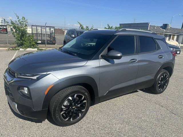 Used 2021 Chevrolet TrailBlazer LT FWD image 1