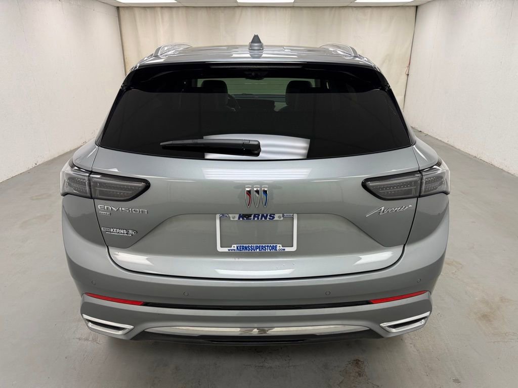 Used 2025 Buick Envision Avenir AWD/4WD image 4