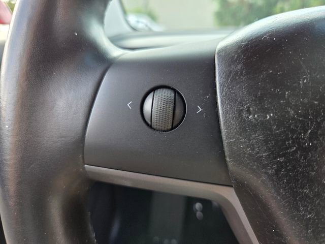 Used 2018 Tesla Model 3 Long Range image 34