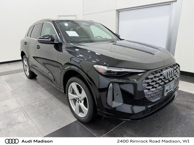 New 2025 Audi Q5 Premium Plus image 1