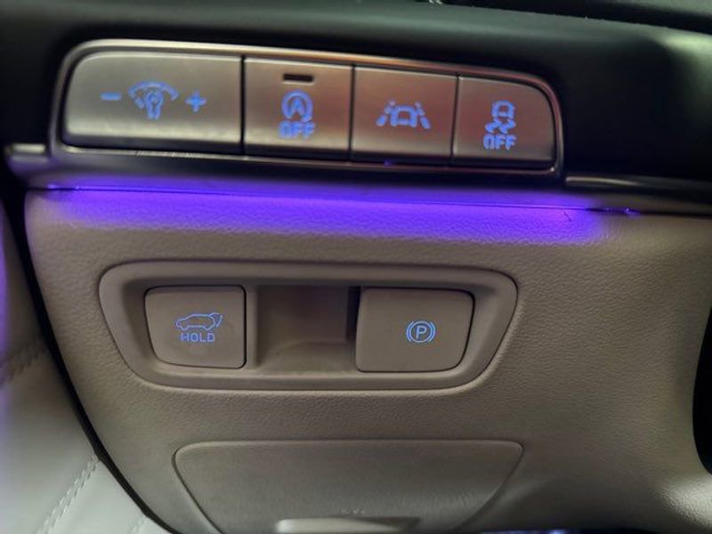 Used 2021 Genesis GV80 2.5T image 17