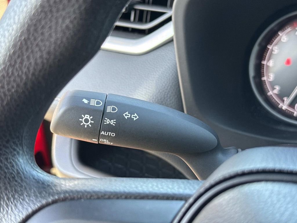 Used 2025 Toyota RAV4 XLE w/ Convenience Package FWD image 41