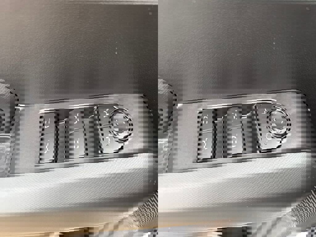 New 2026 Chevrolet Colorado W/T image 17