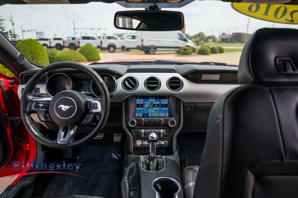 Used 2016 Ford Mustang Premium image 13