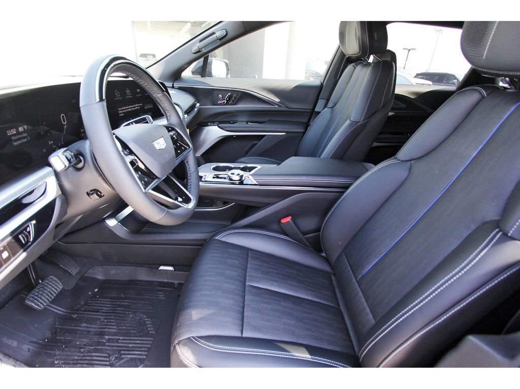 New 2026 Cadillac Lyriq Signature Sport image 6