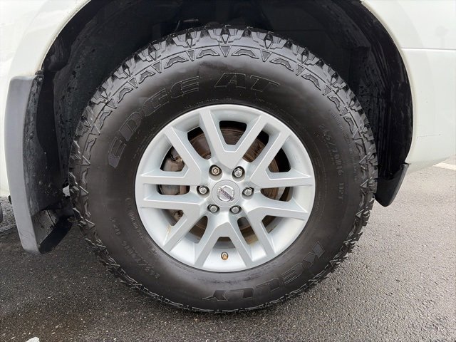 Used 2018 Nissan Frontier SV w/ Value Truck Package image 9