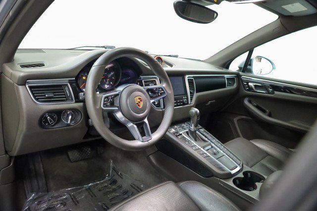 Used 2018 Porsche Macan image 6