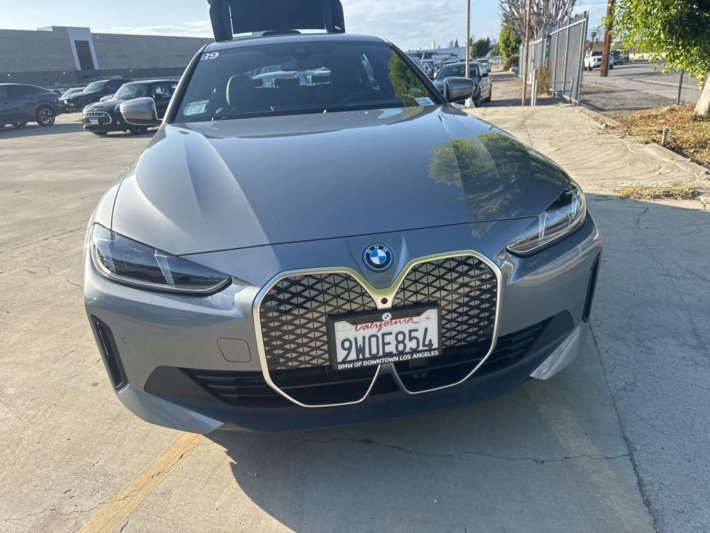 Used 2025 BMW i4 eDrive40 w/ Parking Assistance Package RWD image 10