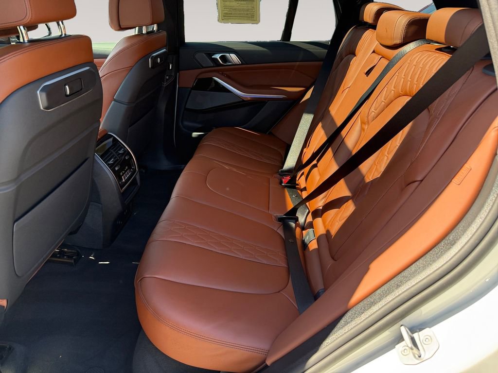 Certified 2026 BMW X5 xDrive40i w/ M Sport Package image 13