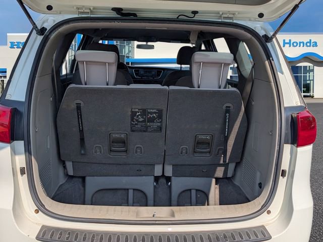 Used 2016 Kia Sedona L FWD image 10