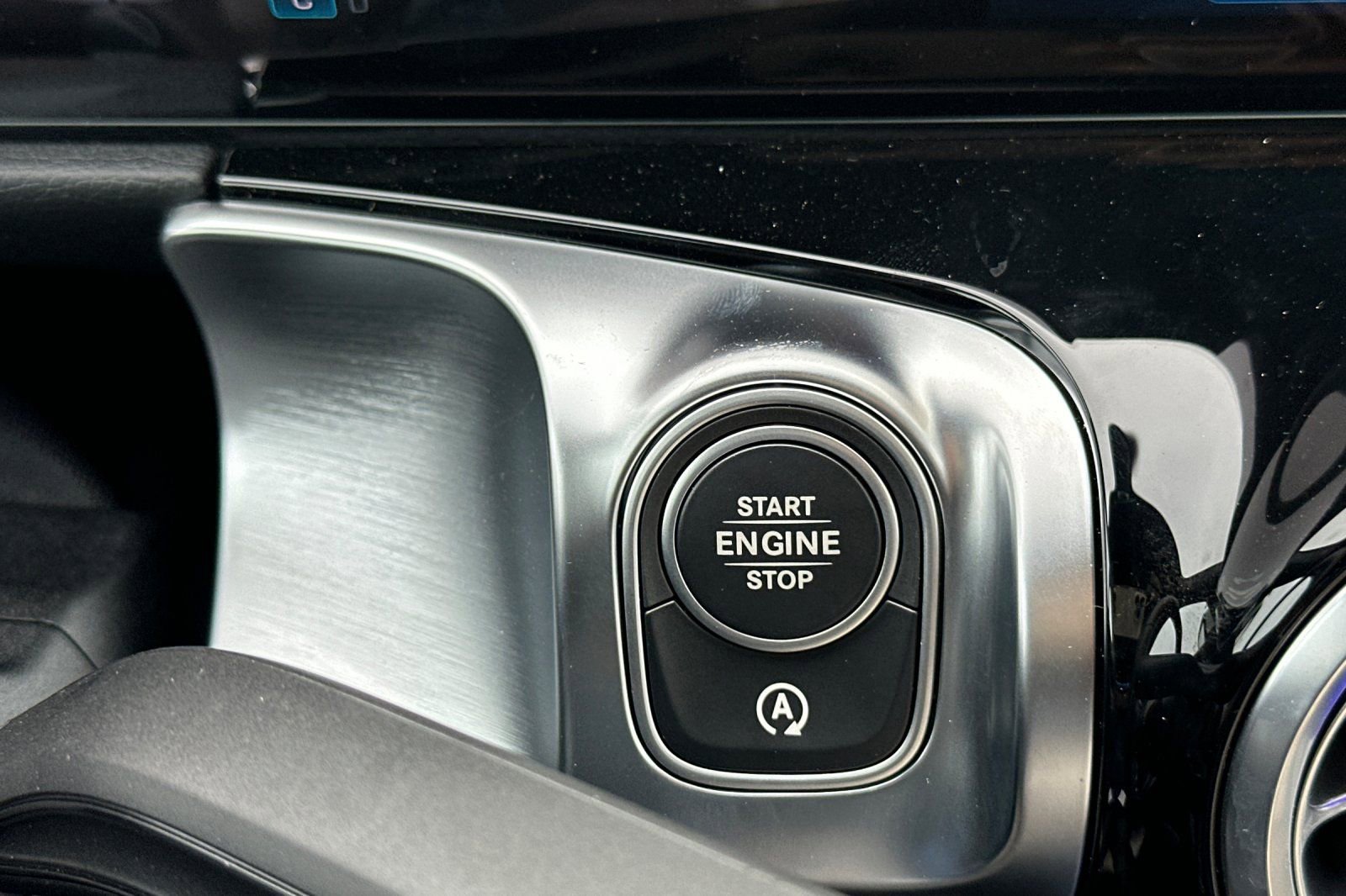 New 2026 Mercedes-Benz GLB 250 image 19