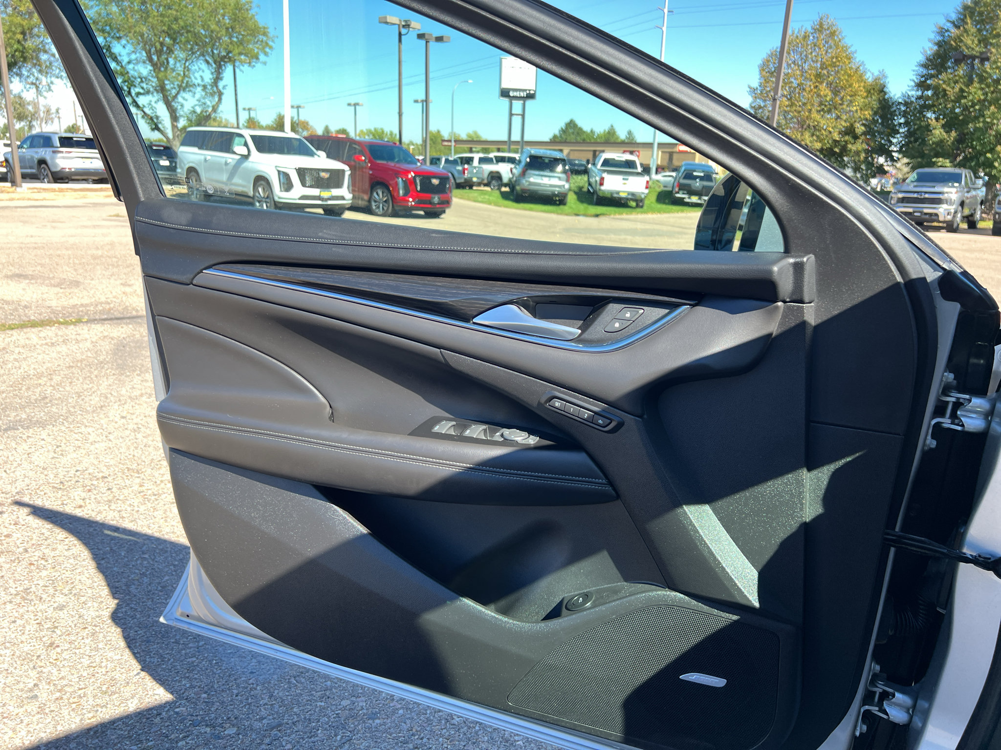 Used 2018 Buick LaCrosse Essence w/ Sights and Sounds Package FWD image 22