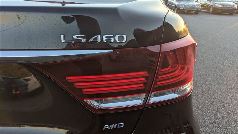 Used 2013 Lexus LS 460 AWD w/ Comfort Pkg image 22